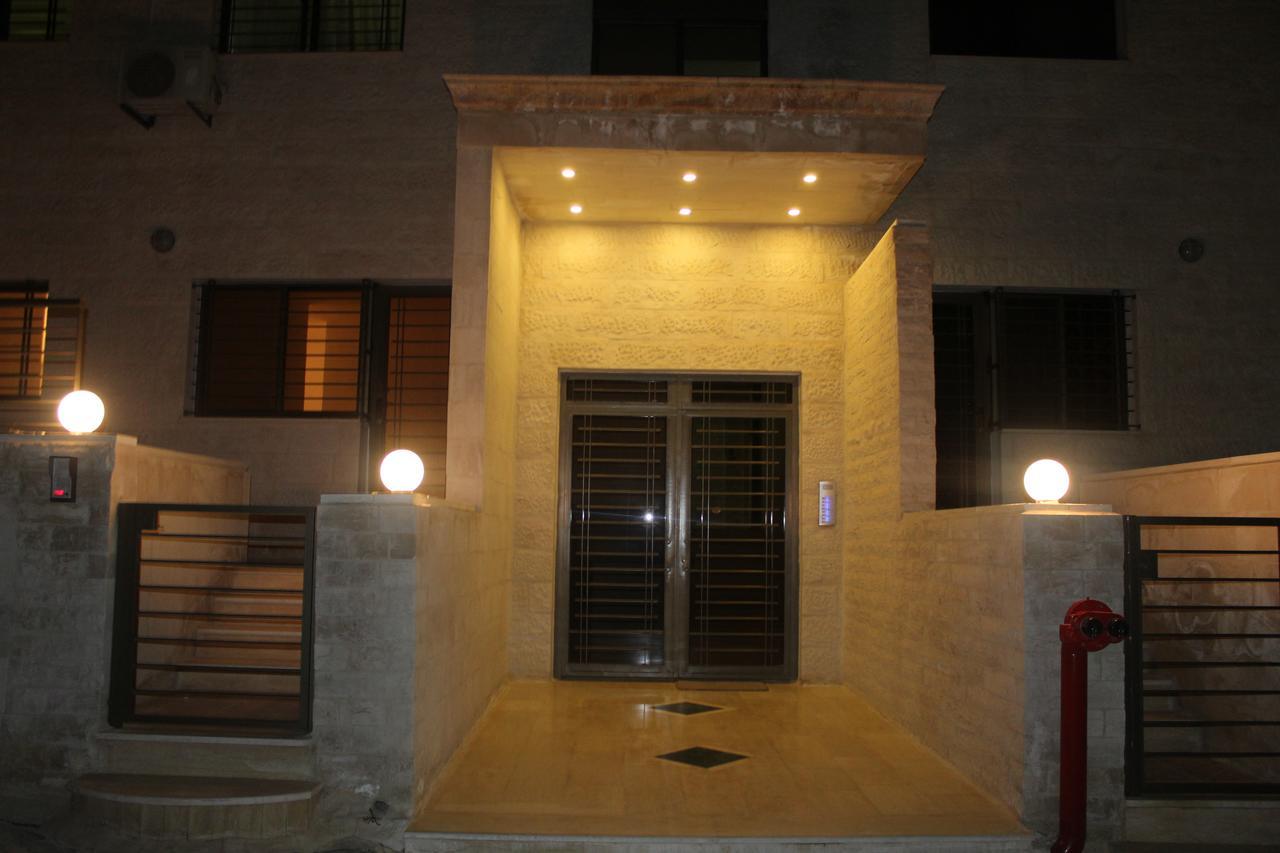 Faraseen Apartments Al Qastal Exterior foto